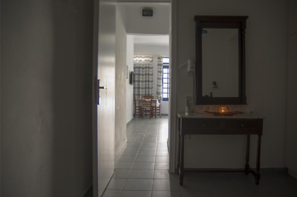 Erato Apartments Батси Номер фото