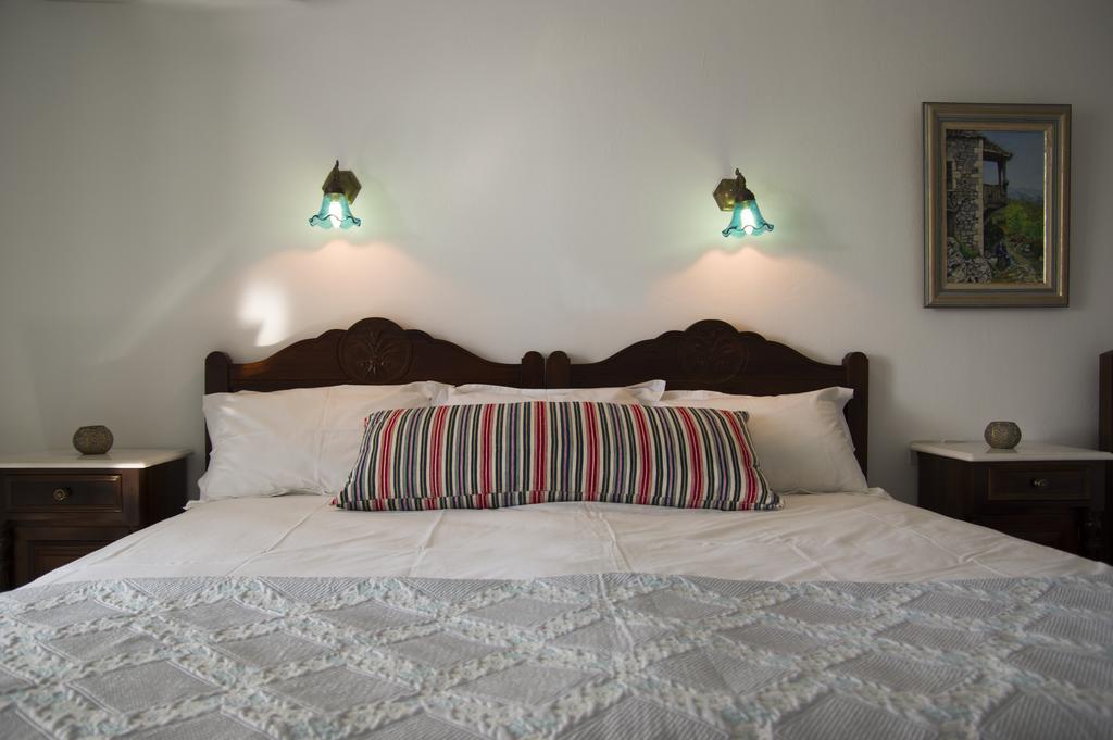 Erato Apartments Батси Экстерьер фото