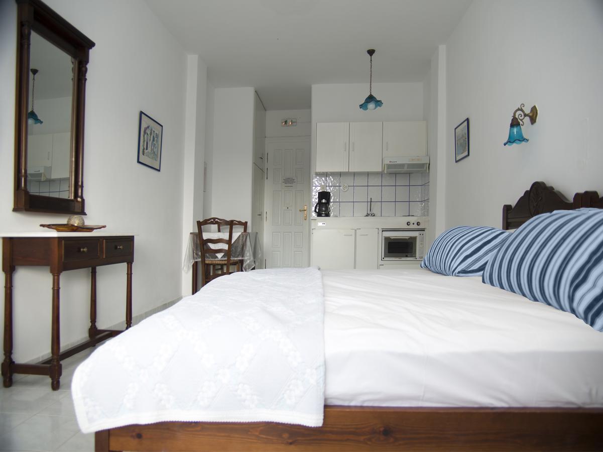 Erato Apartments Батси Экстерьер фото